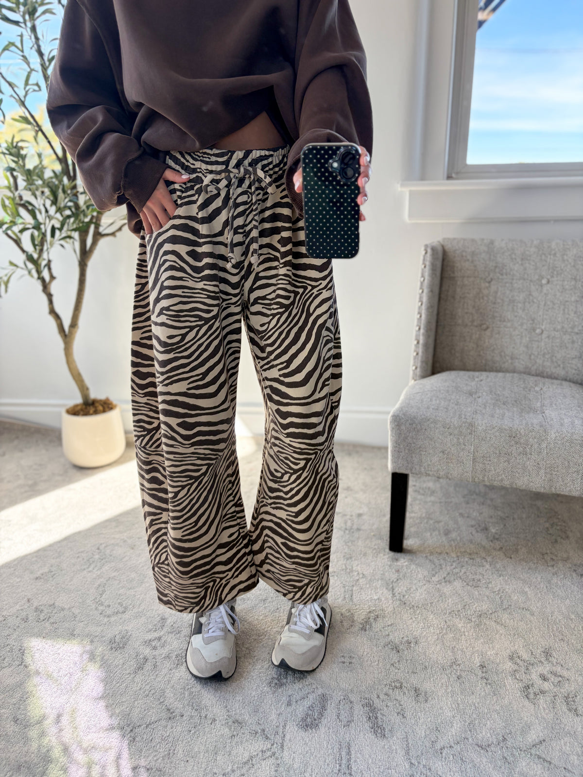 Zebra Barrel Sweatpants