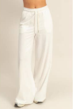 Trendy Wide Leg Sweatpants (Cream)