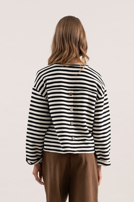 STRIPED SPLIT NECK TOP