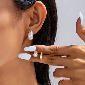 Teardrop Crystal Gold Pearl Trio