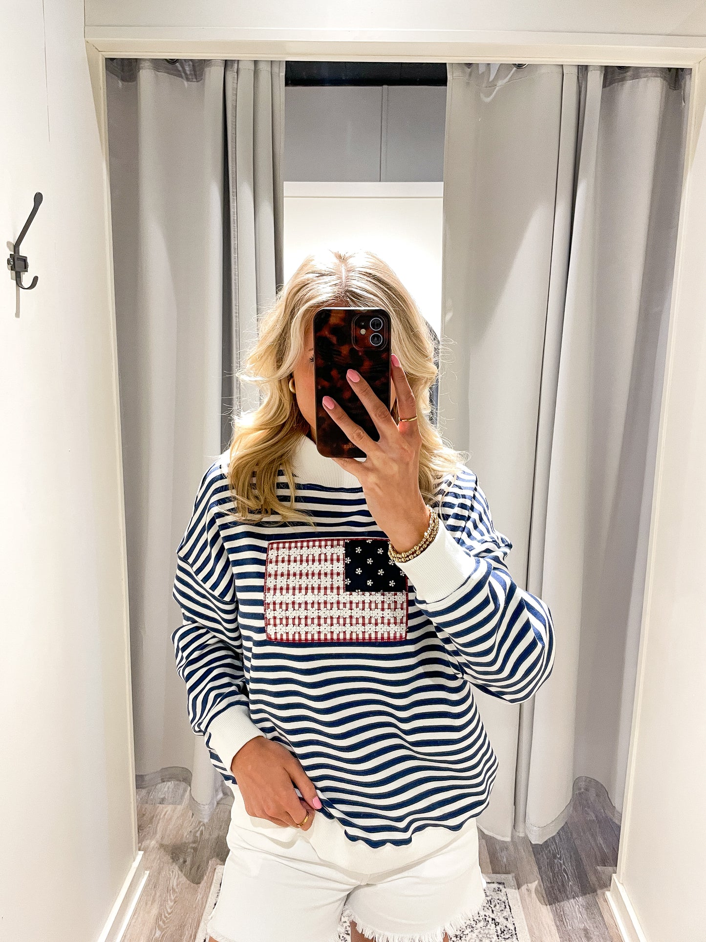 USA Mock Neck
