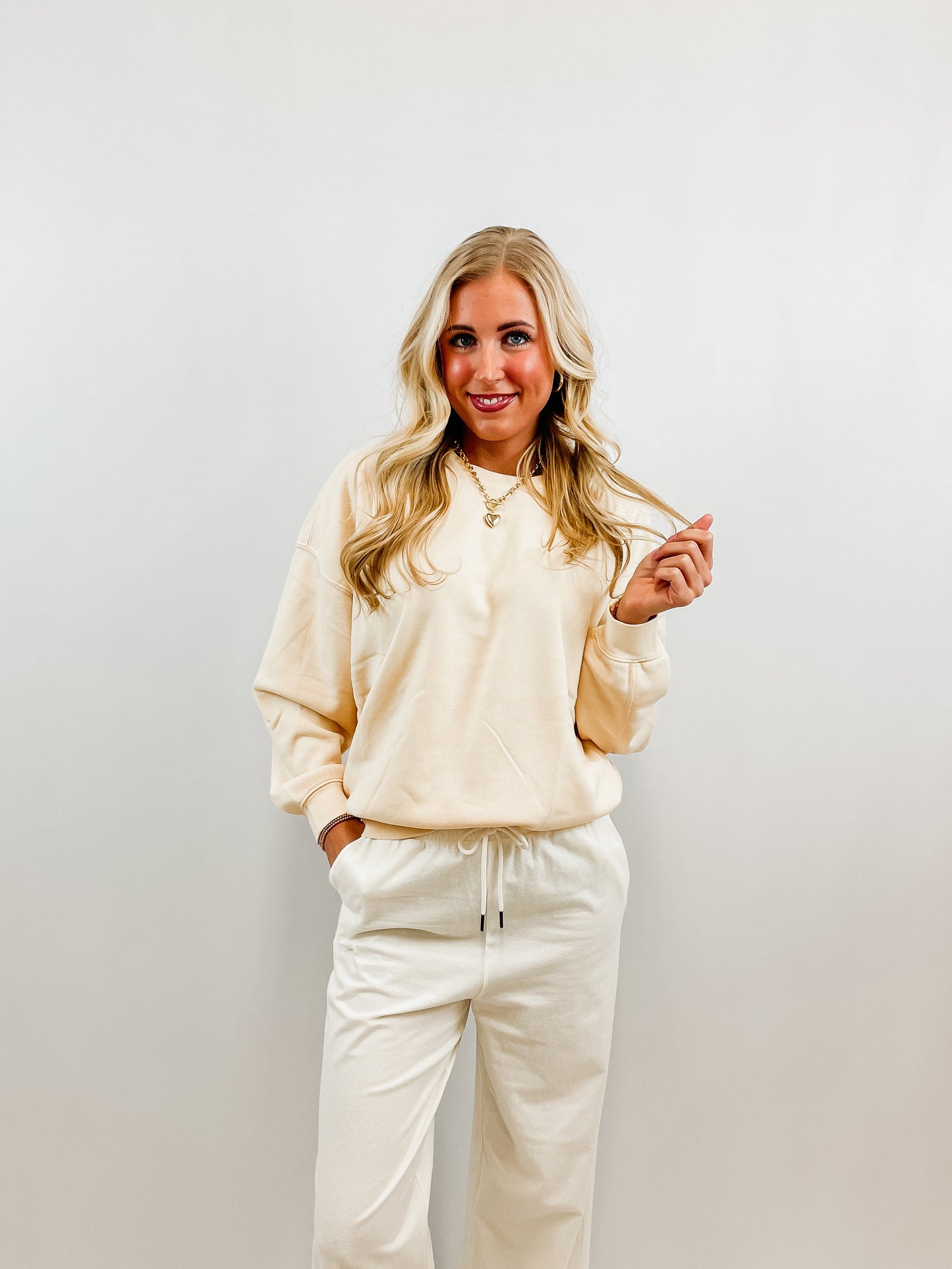 Cream Casual Sweatshirt