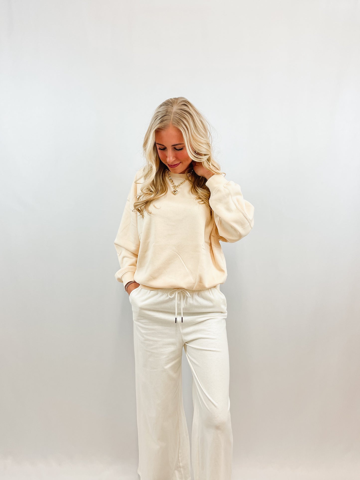 Cream Casual Sweatshirt