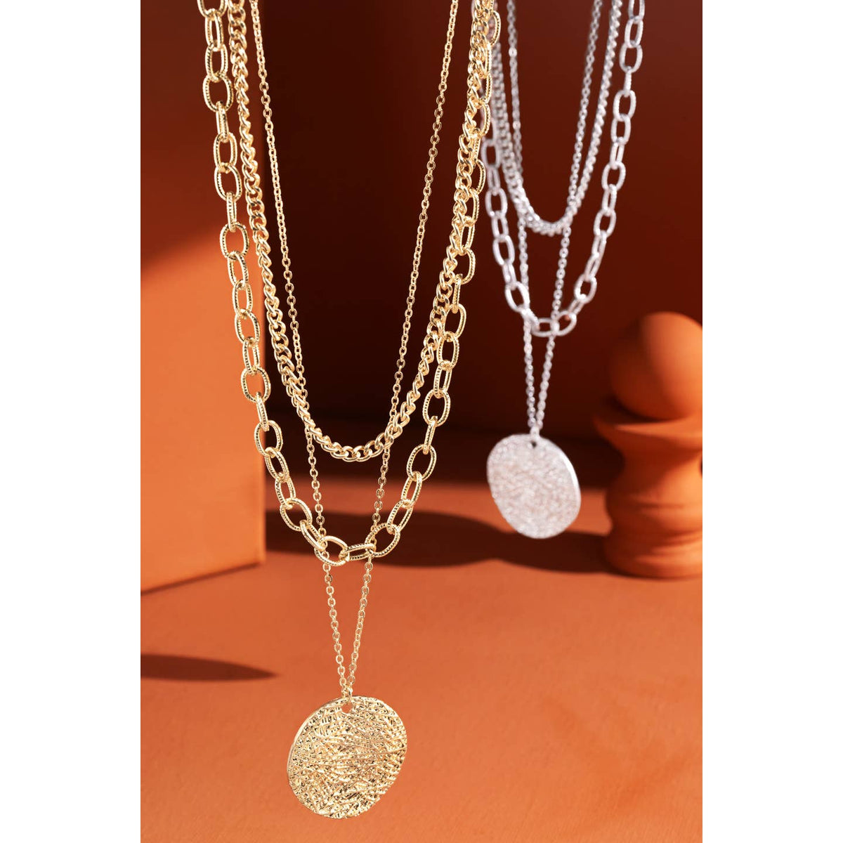 Pendant Layered Necklace (Gold)