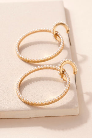 Loop Pearl Earrings