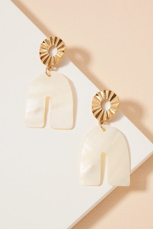 Sea Shell Dangle Earrings