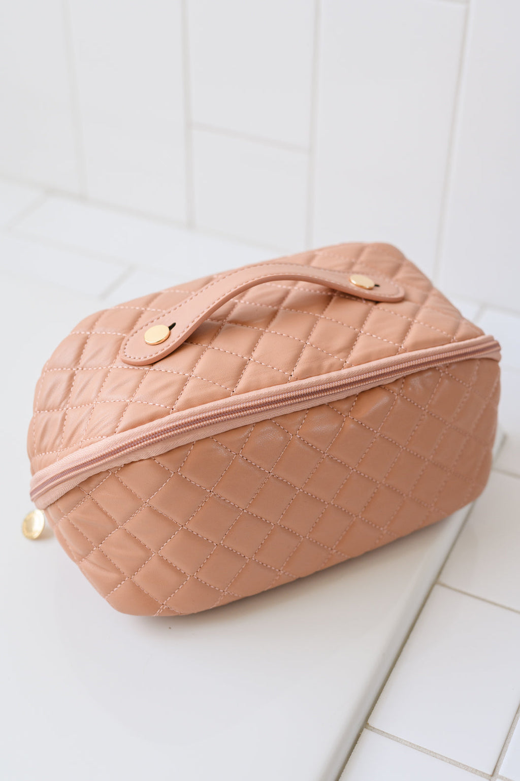 Large Capacity Quilted Makeup Bag in Pink