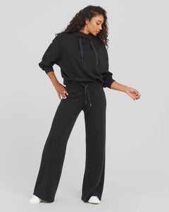 SPANX AirEssentials Wide Leg Pant